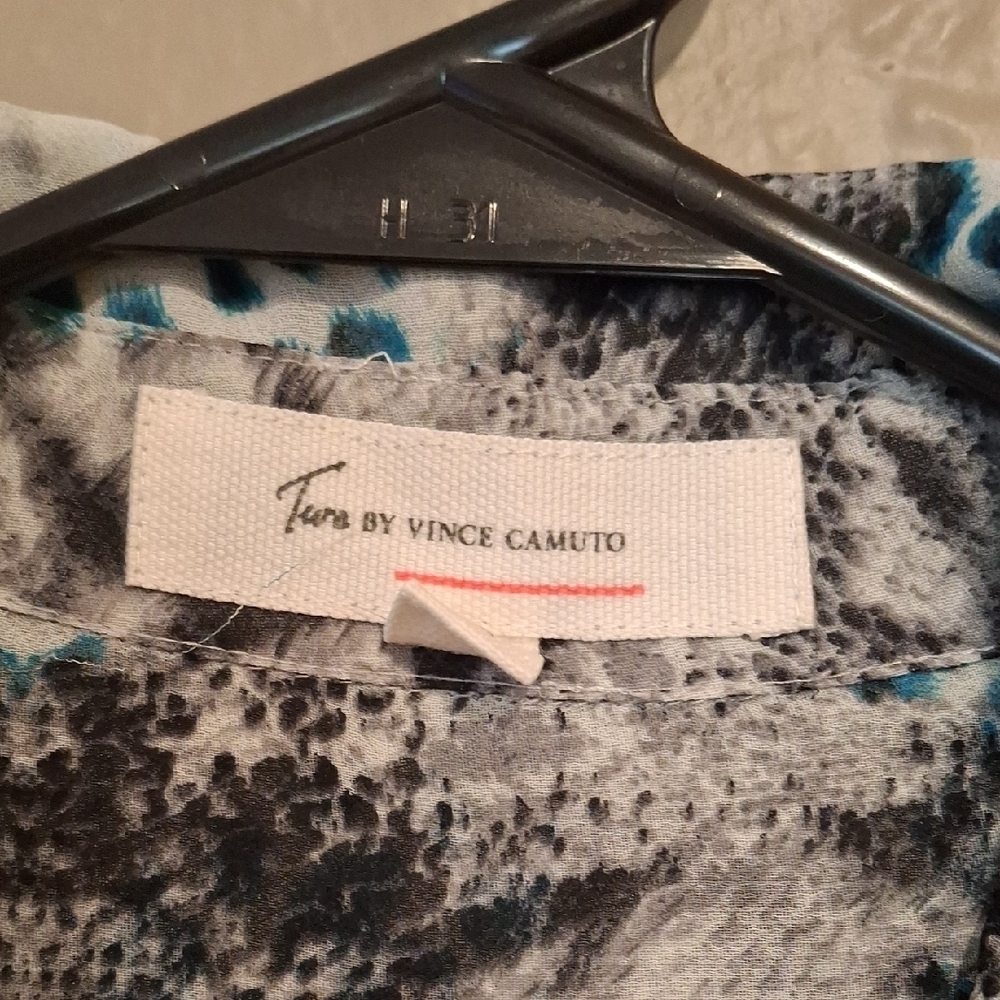 Vince Camuto Blue and Black Long Sleeve Button Down Shirt - Picture 4 of 6